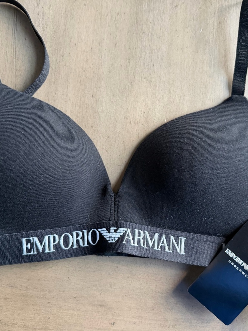 Emporio Armani Women's Black Logo Padded Bra size XS with tags and open box